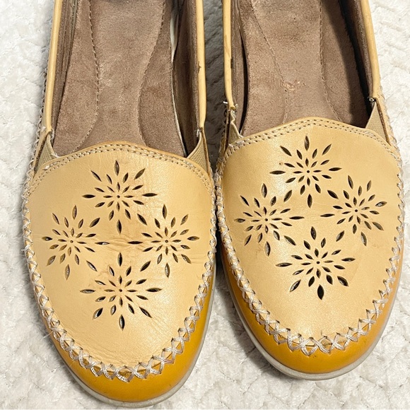 Earth Origins Women's Boho Loralei Flat Amber Yellow Leather Size 7.5 - Picture 3 of 8